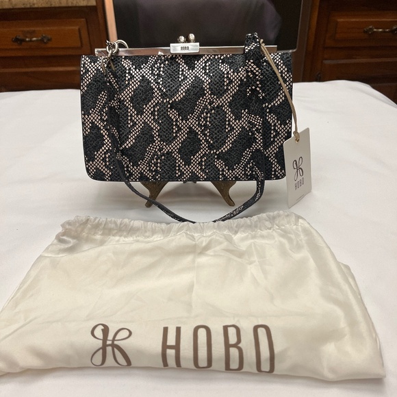 NWT, Hobo 100% Leather, Exotic Pattern, Bag. Black/Cream/Deep Navy. - Picture 1 of 16